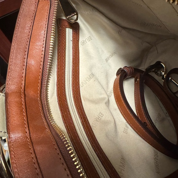 Brahmin 3-toned Handbag - Picture 7 of 9
